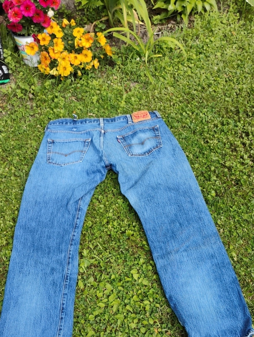 👖 501 Levi's Distressed Jeans  Sz 38 X 34